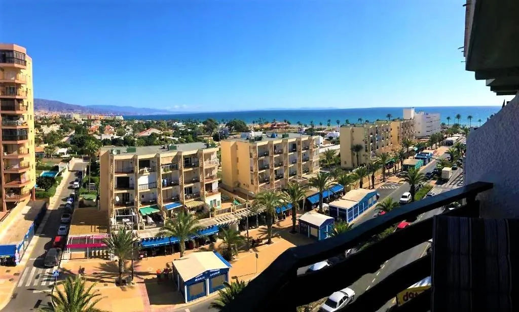 Apartamento Roquetas De Mar: Seafront Terrace with Pool & Parking 0*,