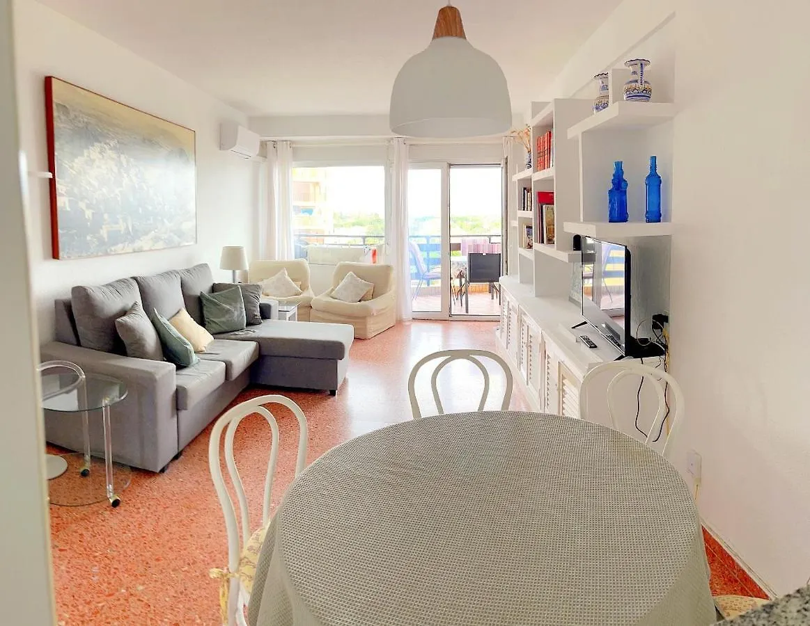 Apartment Apartamento Roquetas De Mar: Seafront Terrace with Pool & Parking